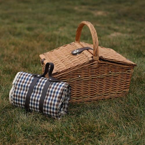 new arrival fashion vintage wicker rattan personalized picnic baskets with picnic mat for family weekend tour